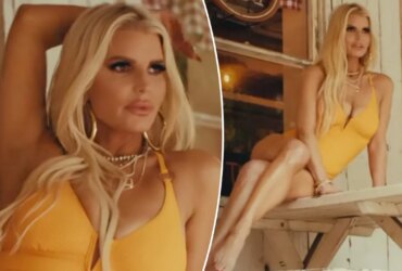 Jessica Simpson shows off revenge body after 'painful' split from husband