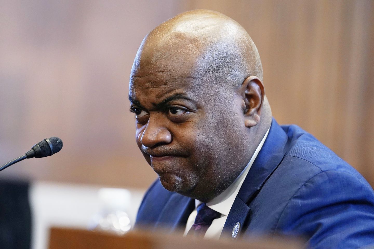 New Jersey mayor blasts ICE for 'blanket of fear' after three illegal immigrants arrested in Newark