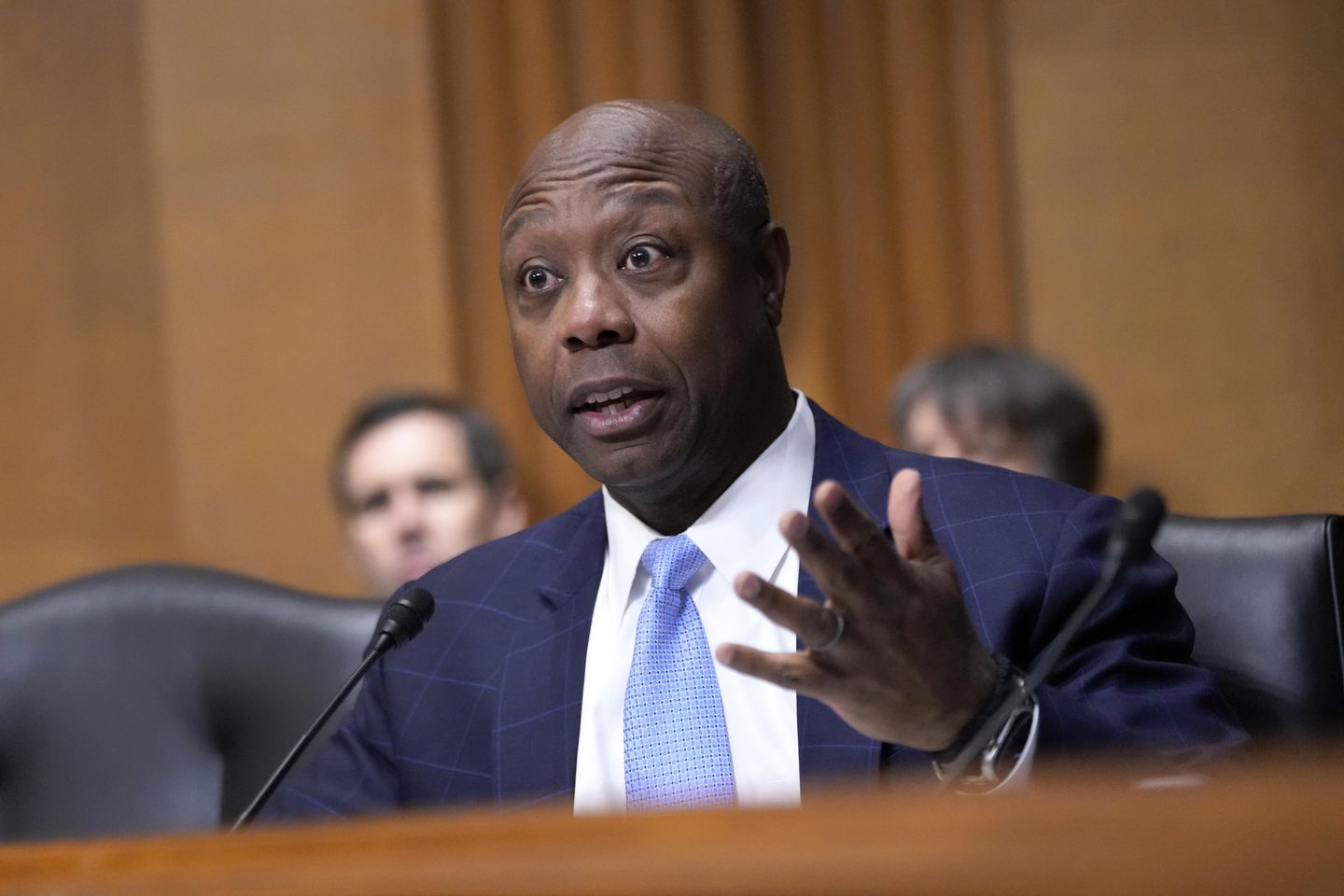 Tim Scott's banking committee goes after financial institutions engaged in political 'debanking'