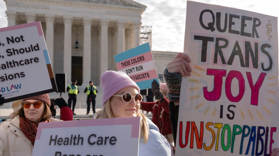 Trump issues executive order to ban gender-affirming care for minors 