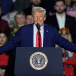Trump places tariffs, travel ban on Colombia after not accepting deportation flights