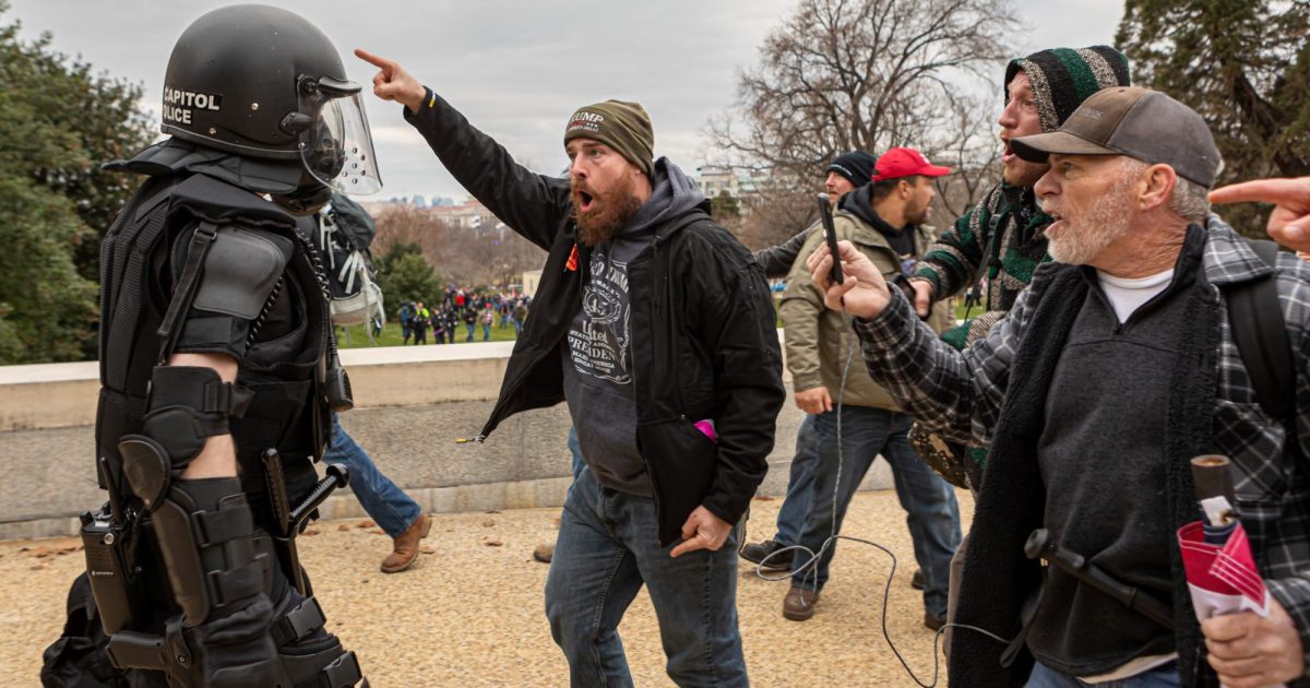 Trump’s Jan. 6 Pardons Come As a “Betrayal” to Former Capitol Police – Mother Jones