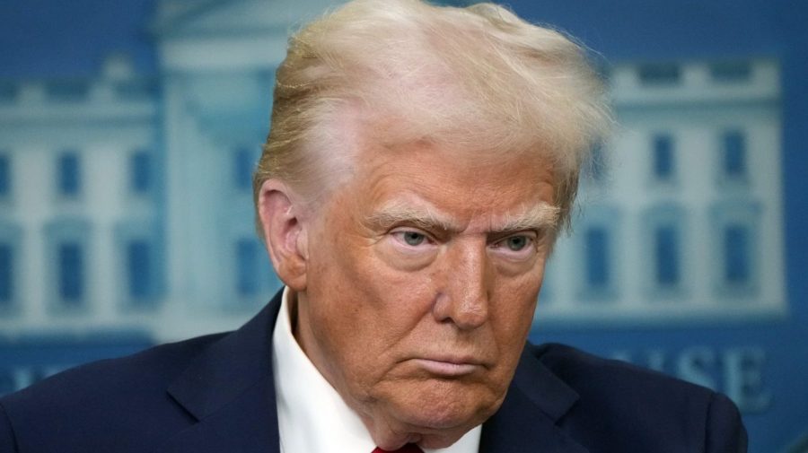 Former American Airlines captain 'disgusted' by Trump crash remarks
