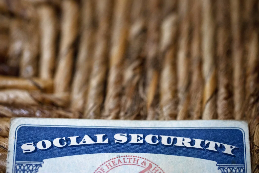 April Social Security direct payment goes out in 25 days