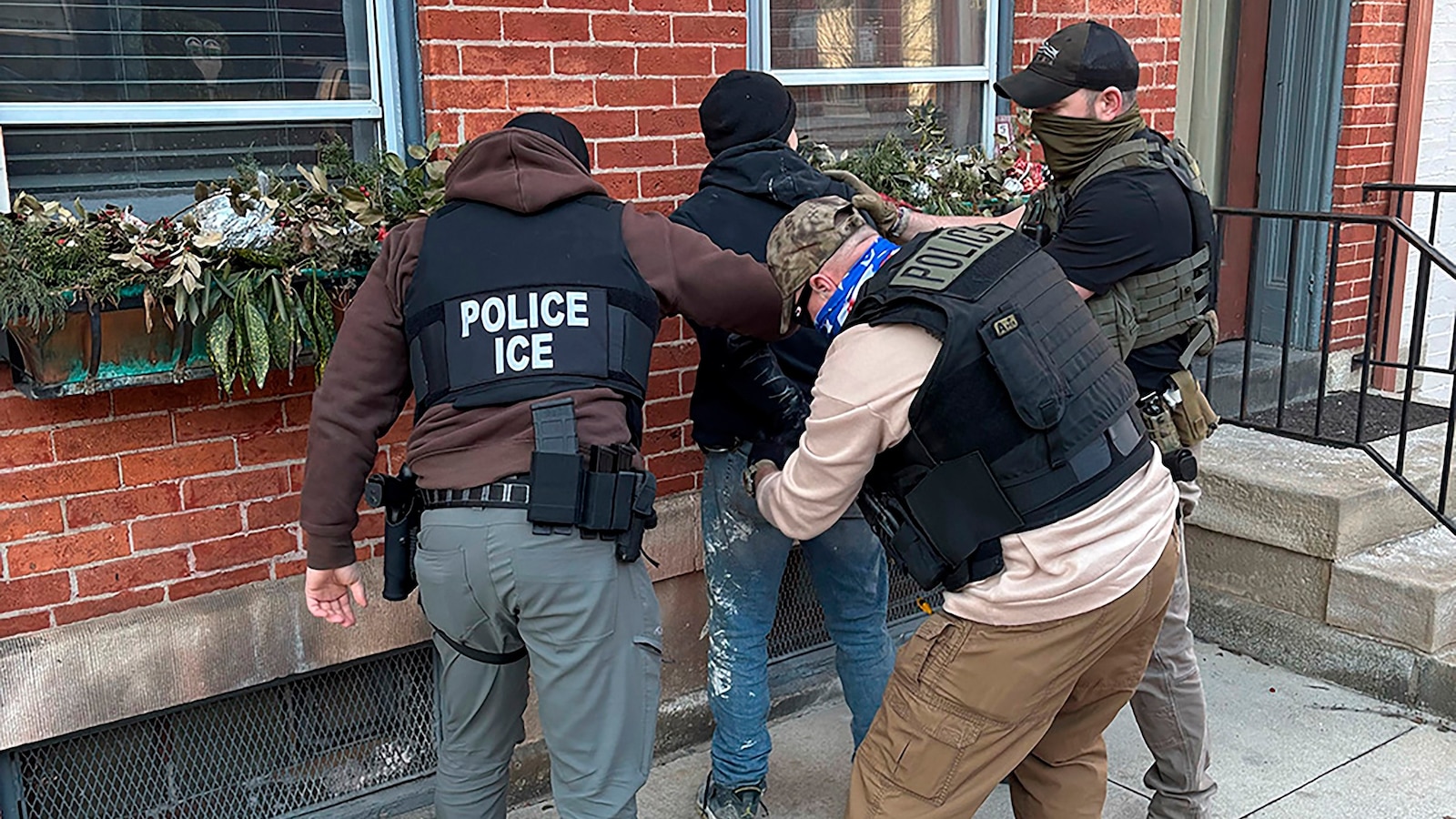 ICE arrests over 32,000 migrants in US illegally in 1st 50 days