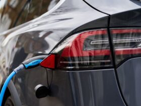 Jobs at risk unless demand for electric vehicles is raised, industry body warns