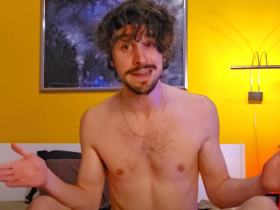 Kennedy Center Worker Gets Completely Naked To Ponder Whether To Stay Or Quit