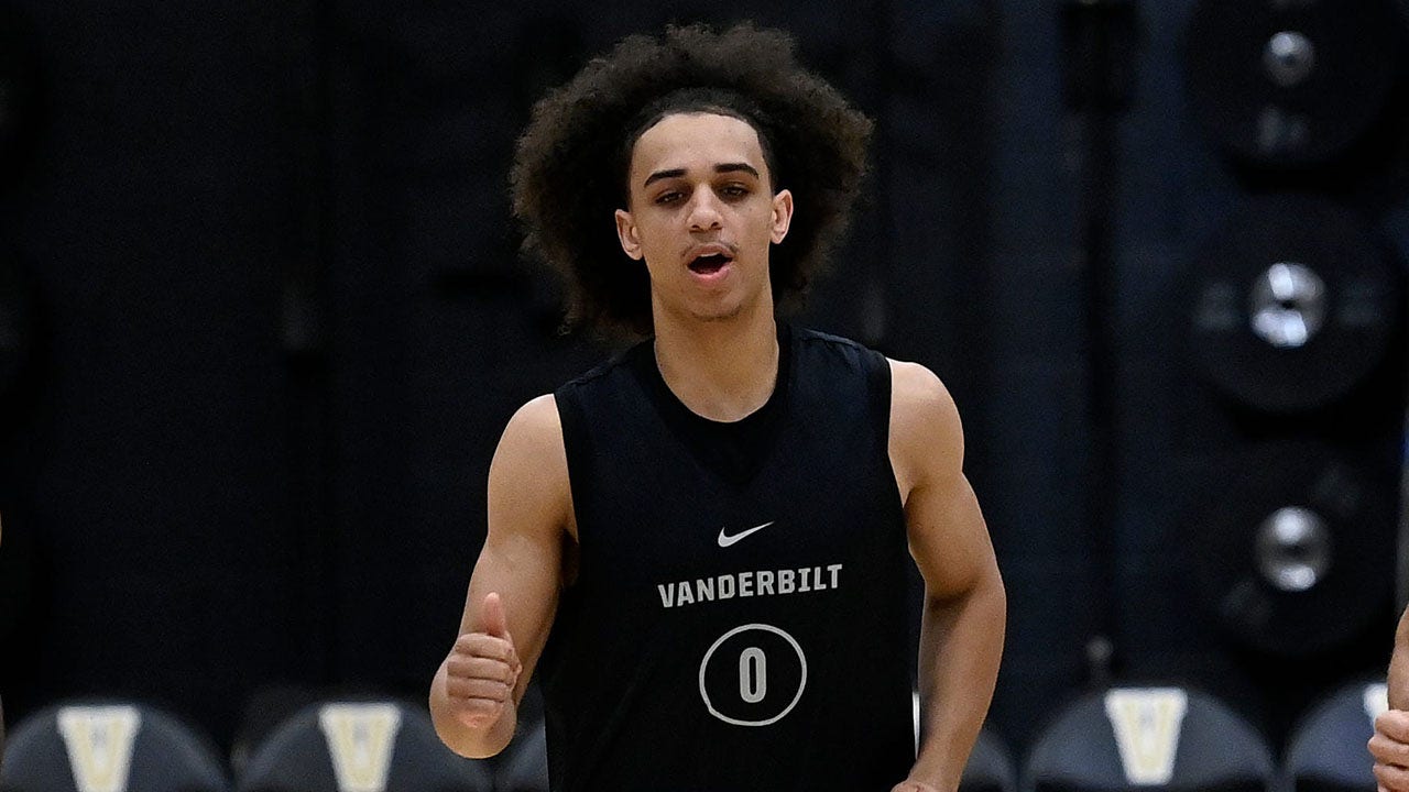 March Madness: Vanderbilt player enters transfer portal 13 minutes after loss