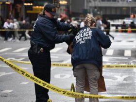 NYPD search for suspect who lit man on fire in Times Square