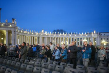 Pope begins 27th day in hospital after resting peacefully overnight