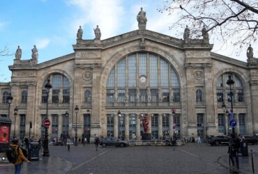 Unexploded WWII bomb in Paris halts Eurostar travel to London