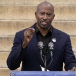 Van Jones on Democrats' 'volcanic anger' with Schumer: 'We need alpha energy'