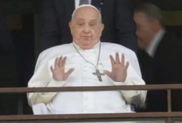 WATCH: FIRST VIDEO OF Pope Francis Greeting Catholics After Five-Week Battle with Pneumonia – Doctors Prescribe Two Months of Rest With Limited Activity | The Gateway Pundit