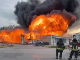 Business owned by vocal Illinois mayor critic destroyed in 'suspicious' fire