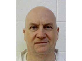 Escape of ex-police chief known as 'Devil in the Ozarks' has Arkansas residents on edge