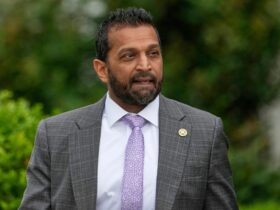 FBI reassigns agents photographed kneeling during 2020 racial justice protest, AP sources say