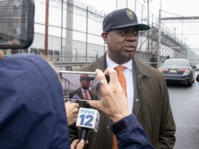 Newark Mayor Ras Baraka Arrested at Protest Outside ICE Detention Center