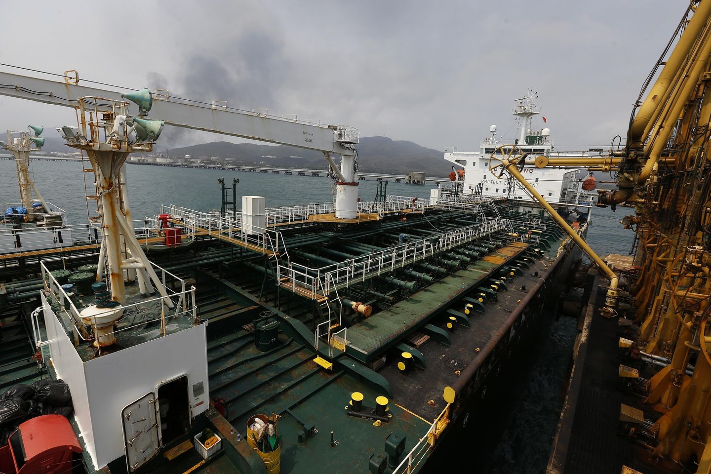 Trump says nations that purchase oil from Iran will be banned from doing business with U.S.