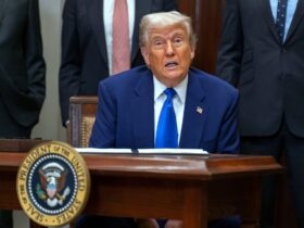 Trump's plan to accept free Air Force One replacement from Qatar raises ethical and security worries