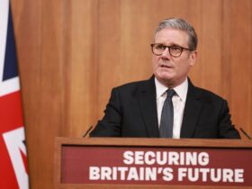 UK police investigate fire at British PM Keir Starmer's north London home
