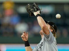 White Sox find new miserable way to lose