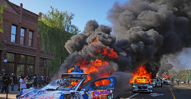 ABC Los Angeles Reporter Doesn’t Want Cops to Stop ‘People Having Fun Watching Cars Burn’