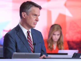 ABC News suspends Terry Moran over post calling Trump a 'world-class hater'