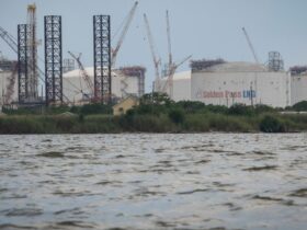 America’s Gas Pipeline Buildout Is Mainly for Exports—Not Energy Independence – Mother Jones