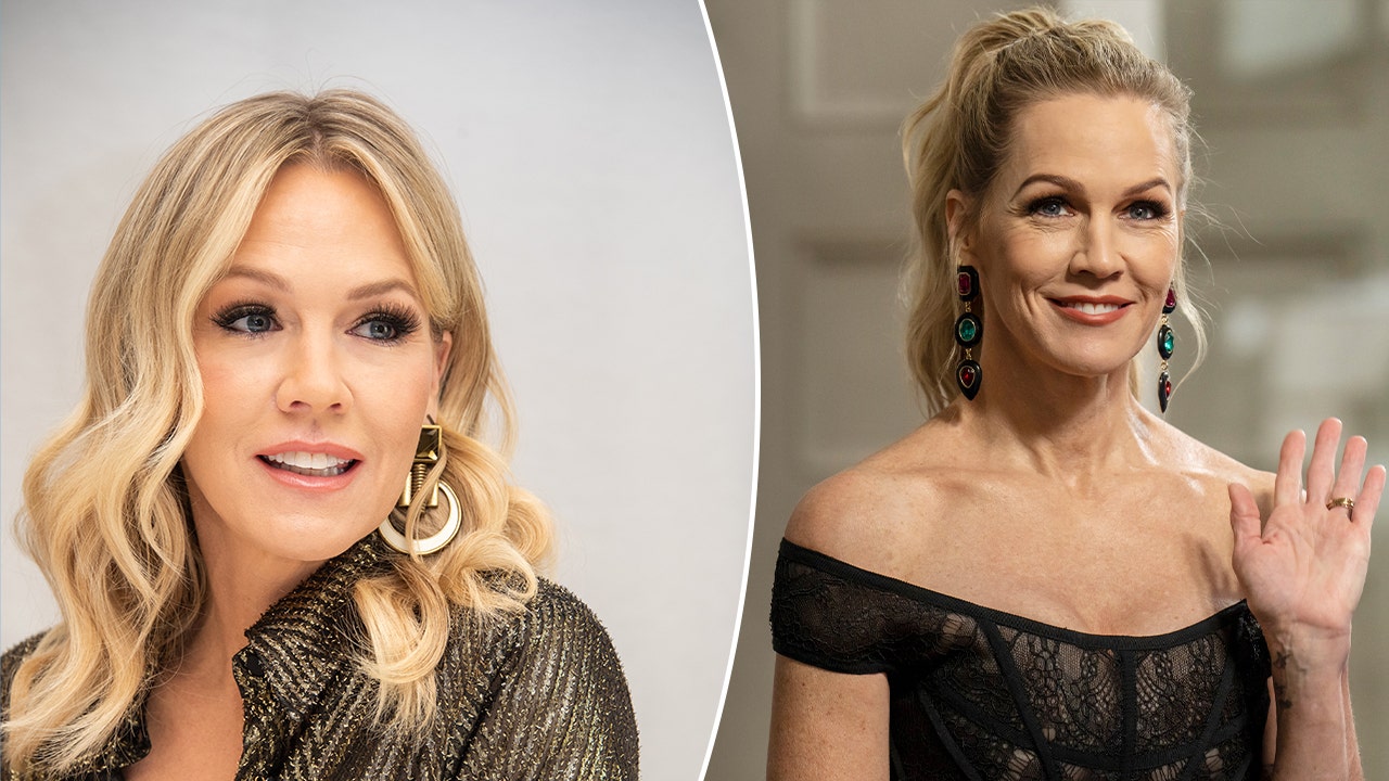 'Beverly Hills, 90210' star Jennie Garth debuts first lingerie campaign at 53