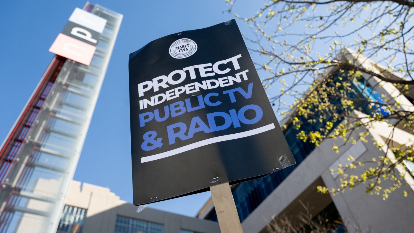 Democrats say Trump cuts decimate public media, GOP leaders plan vote to defund NPR and PBS : NPR
