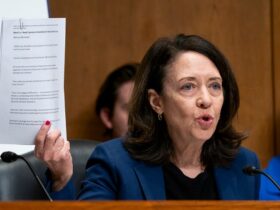 Democrats unveil sweeping air safety legislation after fatal National Airport crash