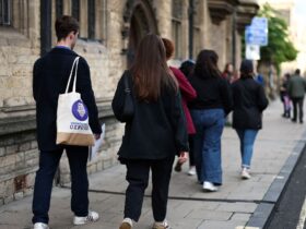 Foreign students look to U.K. instead of U.S. because of Trump visa threats : NPR