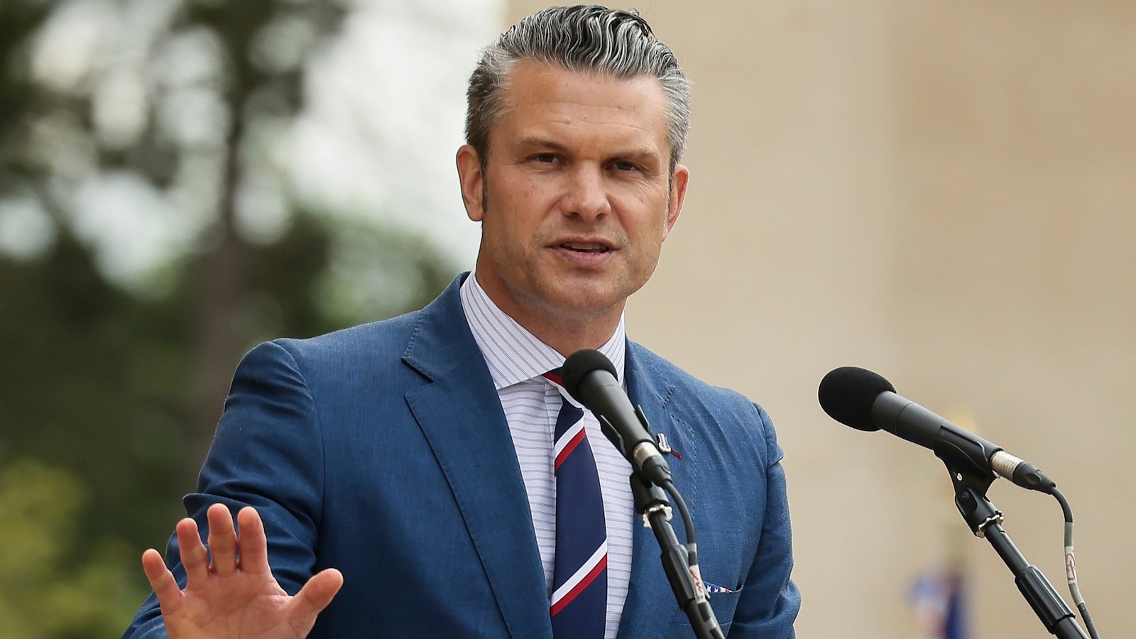 Investigators looking at who sent Hegseth's Signal texts, whether they were told to delete them, sources say