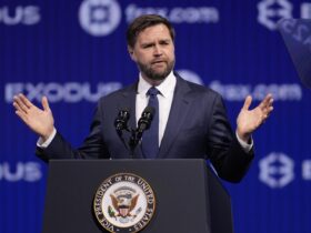 J.D. Vance hopes Elon Musk mends fences with Trump