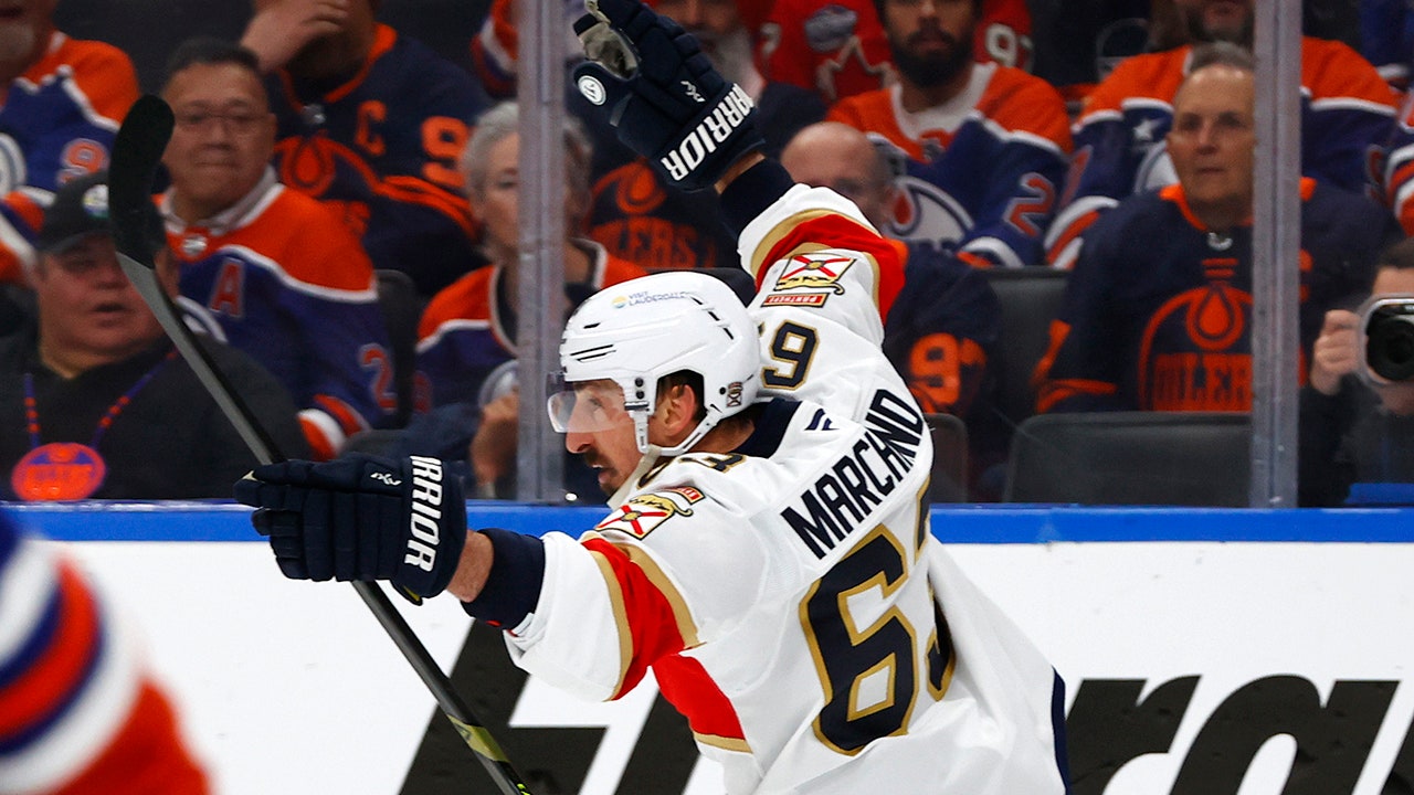 Marchand's double-OT goal gives Panthers win over Oilers in Game 2