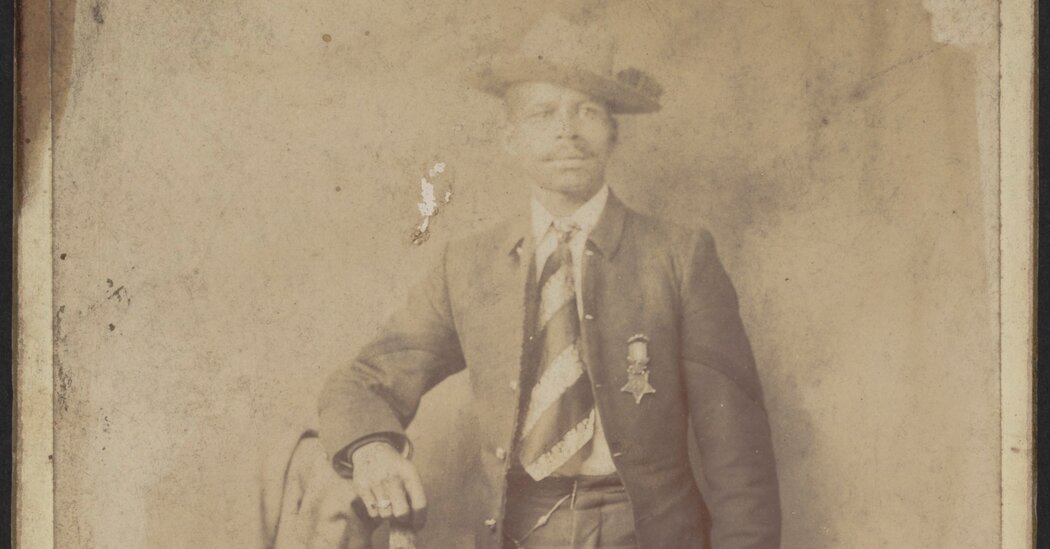 No, Not That Lee. Pentagon Finds Black Hero to Rechristen Base Long Named for Robert E.