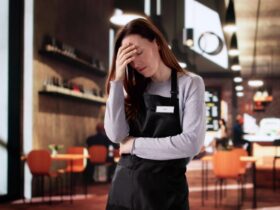 Restaurant worker shares frustration over refund scams with eaten food