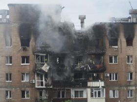 Russian attack on eastern Ukrainian city of Kharkiv kills 3, wounds 21