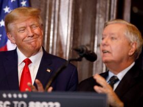 Senate Republicans clash over Trump's border wall funding proposal