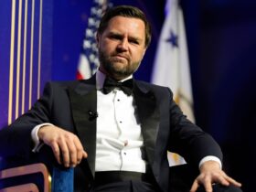 Vance made a brief trip to Montana to speak to Rupert and Lachlan Murdoch, AP sources say